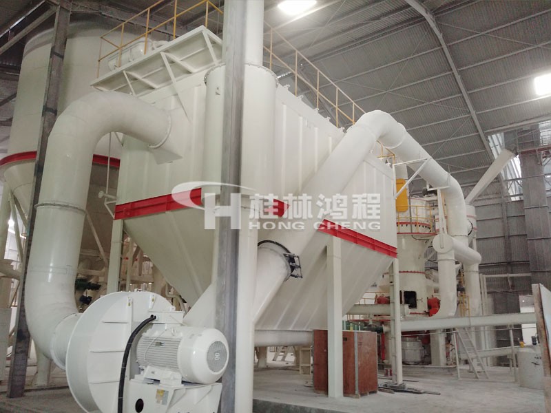 粉煤灰的超細粉磨HLMX超細立磨客戶現場 粉煤灰的超細粉磨HLMX超細立磨客戶現場