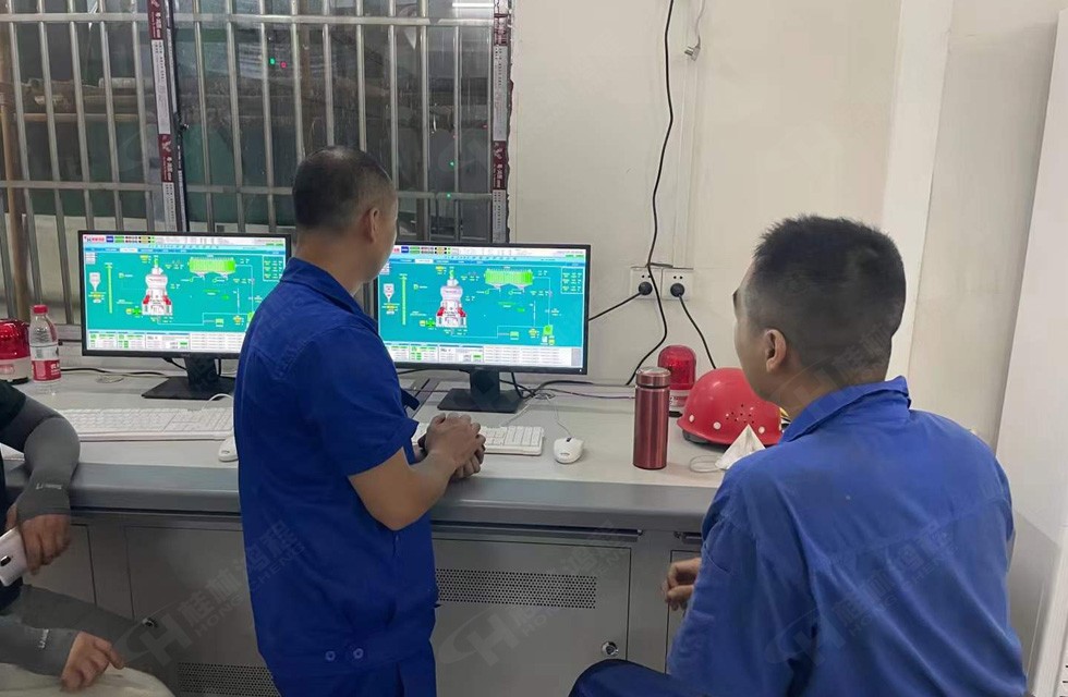 hlm2400碳酸錳立磨2條生產(chǎn)線所在的生產(chǎn)車(chē)間運(yùn)行實(shí)況 hlm2400碳酸錳立磨2條生產(chǎn)線所在的生產(chǎn)車(chē)間運(yùn)行實(shí)況
